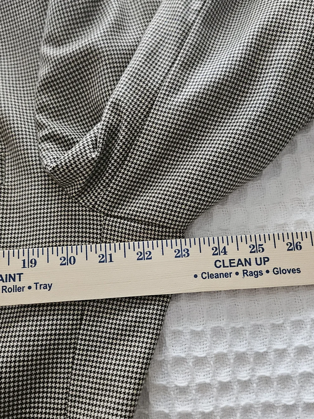Jos. A. Bank Men's Tan Black Houndstooth Wool Blazer/Sportcoat 2-Button 43RG.